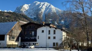 Nespecifikovaný výhled na hory nebo výhled na hory při pohledu z bed and breakfast