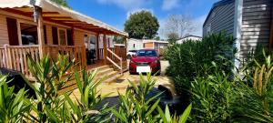 ClaoueyにあるMobil Home Camping Les VIVIERS, Claoueyのギャラリーの写真