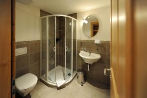 Baðherbergi á Hotel Bellerive Gstaad