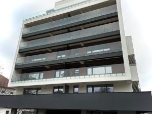 an external view of a building at 4FriendsBrasov K1256 in Braşov