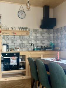 Cucina o angolo cottura di In The Forest