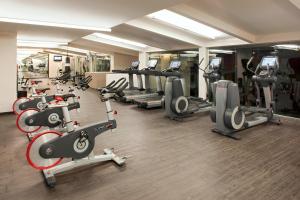 Fitness centrum a/nebo fitness zařízení v ubytování Marriott Tuxtla Gutierrez Hotel