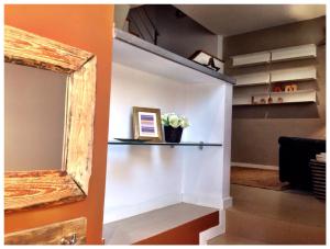 A kitchen or kitchenette at Casas Apartamentos Gracia