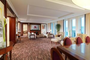 Posezení v ubytování Berlin Marriott Hotel