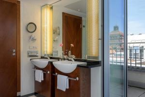 Ένα μπάνιο στο Sheraton Carlton Nuernberg