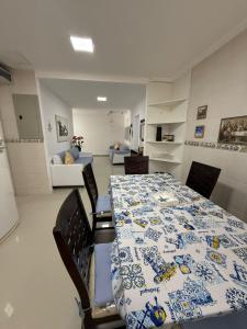 Η κουζίνα ή μικρή κουζίνα στο Hospedagem Caminho das Praias