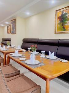 Posezení v ubytování Sultan Hotel Banda Aceh + 37 fotografií