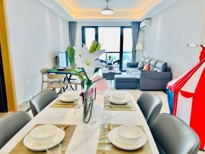 Φωτογραφία από το άλμπουμ του R&F Seine Region Family Suite Seaview 4BR 10-15pax Near R&F Mall CIQ σε Johor Bahru