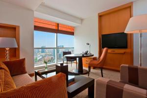 Телевізор і / або розважальний центр в The Westin Lima Hotel & Convention Center