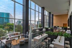 Istumisnurk majutusasutuses The Westin Lima Hotel & Convention Center
