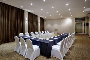 Konferenční prostory v ubytování Protea Hotel by Marriott Kampala Skyz + 32 fotografií