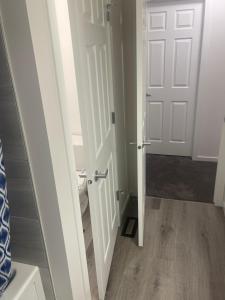 Fotografie z fotogalerie ubytování DLush room v destinaci Calgary