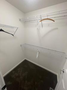 Fotografie z fotogalerie ubytování DLush room v destinaci Calgary