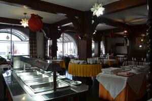 Un restaurante o sitio para comer en Hotel Casa del Sol