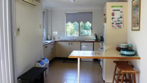 Зображення з фотогалереї помешкання Rest At The Nest On Booner у місті Хокс-Нест