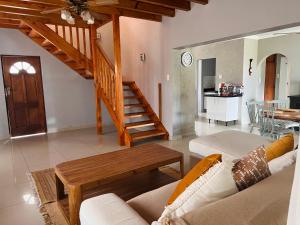 Η κουζίνα ή μικρή κουζίνα στο South 2 Sea Gonubie