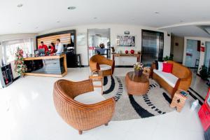 Posezení v ubytování Eunapolis Plaza Hotel
