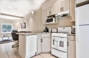 Photo de la galerie de l'établissement Mountain Surrounded Lodge in Harvie Height, à Canmore 6 autres photos