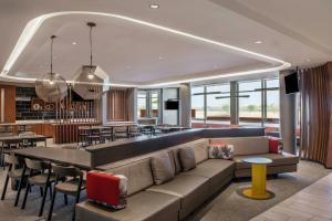 Posezení v ubytování SpringHill Suites by Marriott Phoenix West/Avondale