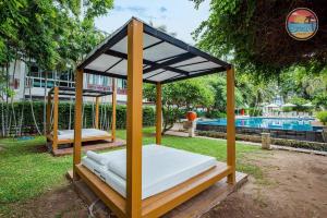 Πισίνα στο ή κοντά στο The Sky Cozy pool villa garden view