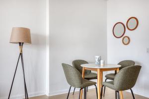 Ảnh trong thư viện ảnh của Tribeca Studio w Gym Indoor pool NYC-184 ở New York