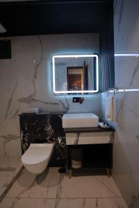 Fotografie z fotogalerie ubytování OPO Hotel Iffco Chowk v destinaci Gurgáon