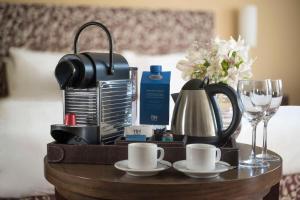 Comodidades para preparar café e chá em NH Mendoza Cordillera