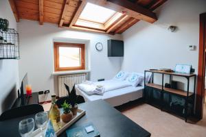 Μια τηλεόραση ή/και κέντρο ψυχαγωγίας στο SG Family - Casa Moulagard