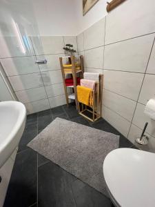 Ένα μπάνιο στο Ferienhaus zur Kurfürstin
