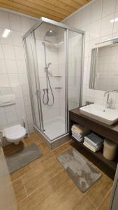 Ένα μπάνιο στο Haus Edelweiss