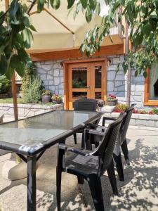 Patio nebo venkovní prostory v ubytování Къща за гости ГРАНИТ