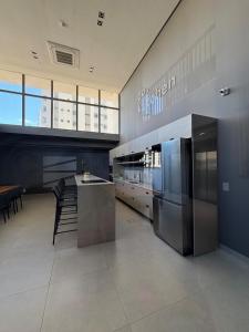 Η κουζίνα ή μικρή κουζίνα στο Flat na melhor localização em João Pessoa