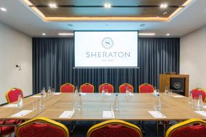 Khu vực hỗ trợ khách đi công tác/phòng hội thảo tại Sheraton Novi Sad
