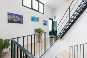 Fotografia z galérie ubytovania SorrentoVibes - Seaview Home on the beach & amazing views terrace v Sorrente