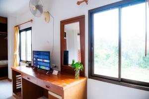 TV a/nebo společenská místnost v ubytování Diamond Place Ao Nang