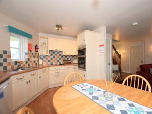 Η κουζίνα ή μικρή κουζίνα στο Lake District Family Getaway