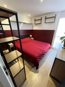 Rúm í herbergi á Apt T3 - Front de Mer - Parking - Tout Confort