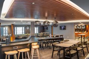 Restaurace v ubytování SpringHill Suites Anchorage Midtown