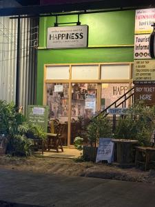 Fotografie z fotogalerie ubytování Happiness Hostel v destinaci Phra Ae beach