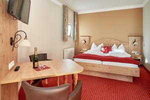 Postel nebo postele na pokoji v ubytování Apparthotel Minerva Diana Octavia + 37 fotografií