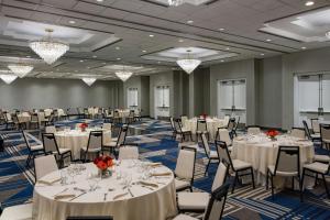 Εστιατόριο ή άλλο μέρος για φαγητό στο Sheraton Edison