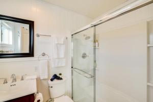 a bathroom with a shower and a toilet and a sink at BusinessandFamily Retreat Near Levis Stadium! in Santa Clara +21 photos