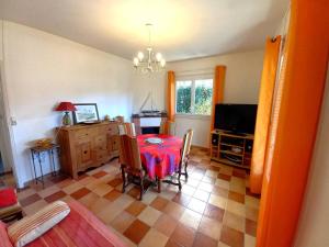 Gallery image of Ronce-les-Bains - RAVISSANTE MAISON avec JARDIN - PROCHE CENTRE VILLE in Ronce-les-Bains