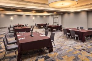 Χώρος καθιστικού στο Sheraton Parsippany Hotel