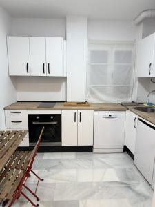 Kuchyňa alebo kuchynka v ubytovaní Apartamento catedral A