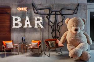 Foto da galeria de Moxy Frankfurt City Center em Frankfurt