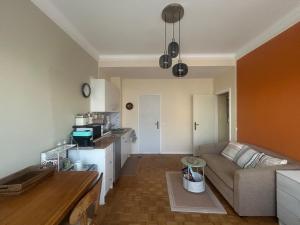 Kuchyň nebo kuchyňský kout v ubytování Beautiful penthouse apartment + 14 fotografií