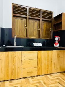 Kuchyň nebo kuchyňský kout v ubytování Bovitiya Villa + 9 fotografií