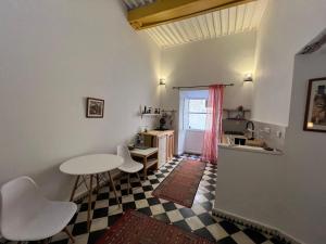 Khu vực ghế ngồi tại Appartement al Madina