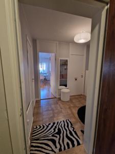 Fotografie z fotogalerie ubytování Central lägenhet i Visby -4 person inkl parkering v destinaci VBY